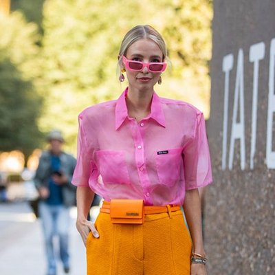 leonie hanne diện áo organza mỏng