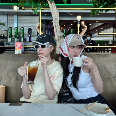 thời trang cặp đôi lingorm