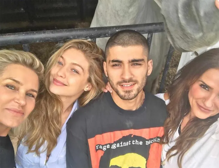 Gigi Hadid kỷ niệm 2 năm yêu nhau với Zayn Malik khiến công chúng ghen tị - ELLE Việt Nam