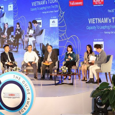 liên hoan doanh nghiệp