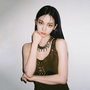 Thiết lập phong cách thời trang như aespa Karina