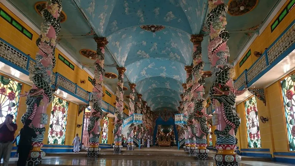 địa điểm hành hương miền Nam - tòa thánh Tây Ninh - elle vietnam
