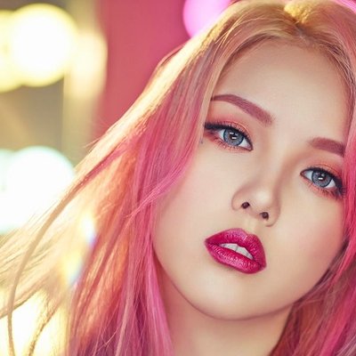 Học làm đẹp cùng những cô nàng beauty blogger đình đám của xứ sở Kim Chi