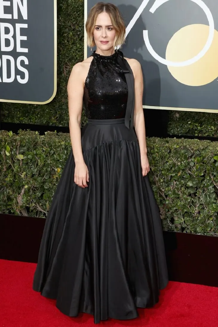 Elle vietnam sắc đen tràn ngập thảm đỏ Qủa cầu Vàng 2018 (55)