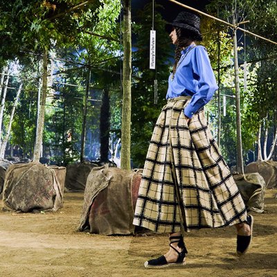 tin thời trang dior louvre bst xuân hè 2020