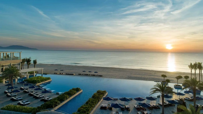 sheraton hoạt động tết