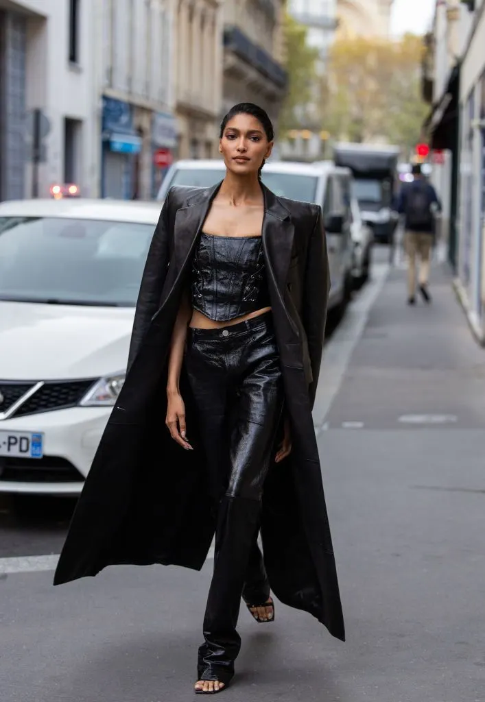 áo khoác da dáng dài