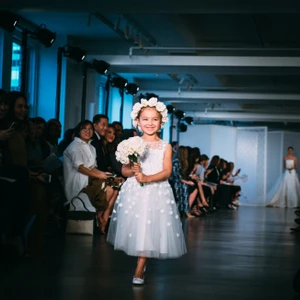 Hình ảnh hậu trường từ Bridal Spring Fashion Week 2017 - ellevietnam 56