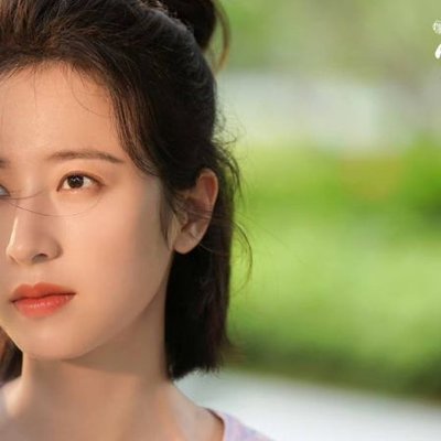 Châu Vũ Đồng trẻ trung trong phim Tình Yêu Mà Thôi