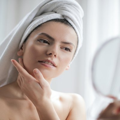 Dưỡng ẩm để da luôn căng bóng