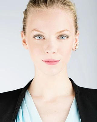 trang điểm nhẹ khi phỏng vâ