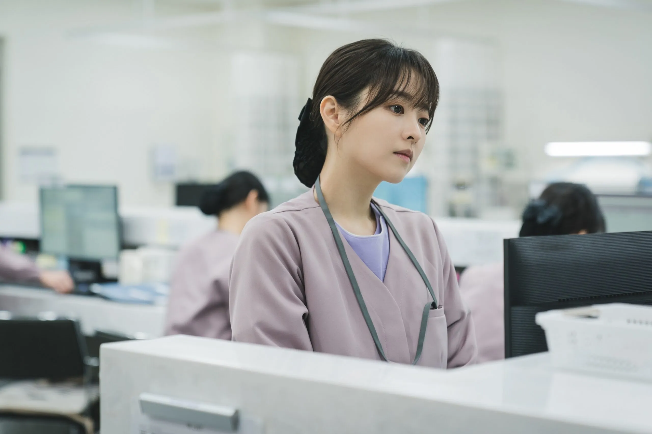 park bo young trong phim light shop