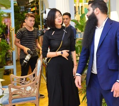 Đạo diễn Jordan Vogt-Roberts thành lập học bổng cho sinh viên Việt Nam