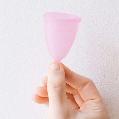 Cốc nguyệt san là gì? Vì sao bạn nên sử dụng cốc nguyệt san trong ngày "đèn đỏ"?