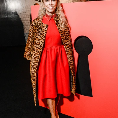 Đảm nhiệm vai trò Tổng biên tập tờ Vogue Ý hơn 28 năm, Franca Sozzani là một trong những nhà báo quyền lực và góp phần không nhỏ vào những đột phá của làng thời trang.