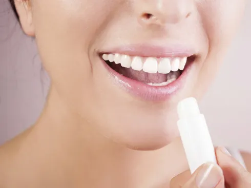 5 món đồ mỹ phẩm không thể thiếu cho da khô mùa Đông