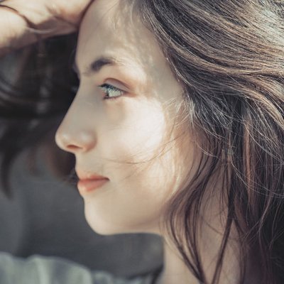 phụ nữ dùng nước vo gạo để dưỡng tóc
