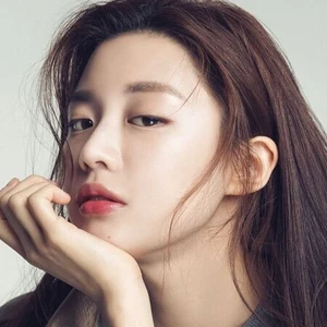 jun ji hyun trang điểm lâu trôi