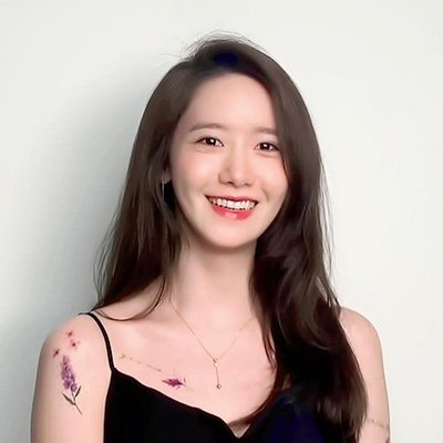 Mê mẫn trước xu hướng hình xăm dán của sao Hàn