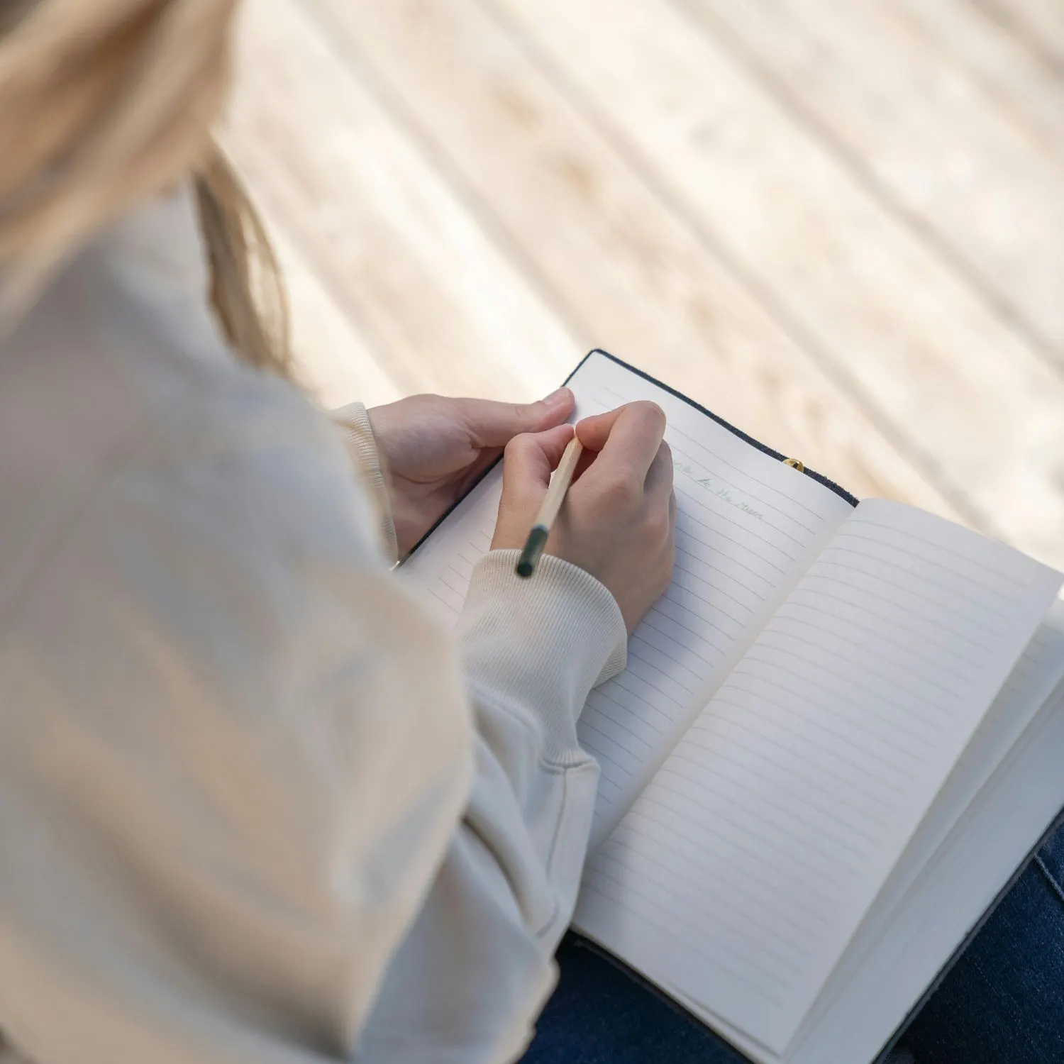 Viết nhật ký khơi nguồn cảm hứng sáng tạo.