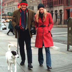 phối đồ hoạ tiết từ carolyn kennedy