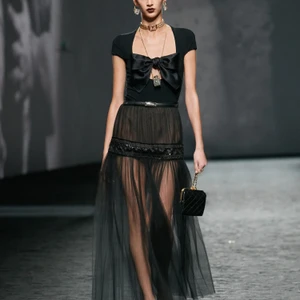 CHANEL Xuân Hè 2023 Ready to Wear look 64