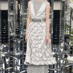 Những BST nổi bật tại tuần lễ Haute Couture Xuân-Hè 2017 - ELLE VN