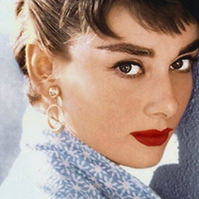Huyền thoại Hollywood Audrey Hepburn và những bí quyết làm đẹp ít người biết