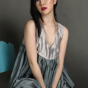 Diễn viên múa Linh Nga trong thiết kế của NTK Li Lam 01