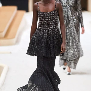 Chanel Couture Xuân Hè 2022 look 20
