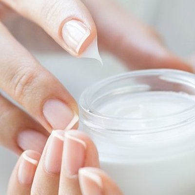[365 Beauty Tips] 7 món mỹ phẩm làm đẹp cho cô nàng tuổi 25 ELLE VN