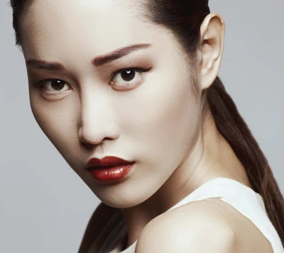 Xu hướng trang điểm không khuyết điểm