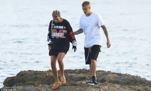 Justin Bieber và Sophia Richie đã “đường ai nấy đi”- ELLE VN