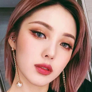 trang điểm mắt 02