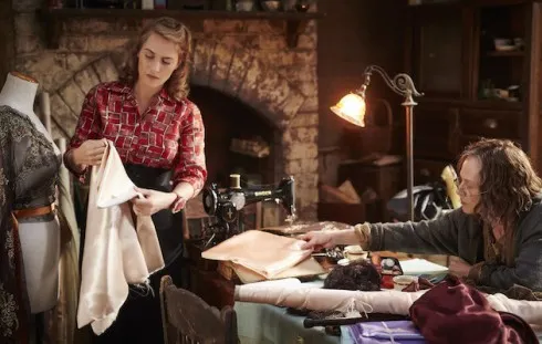 Thời trang trong phim: The Dressmaker (Thợ may báo thù)_ellevietnam7