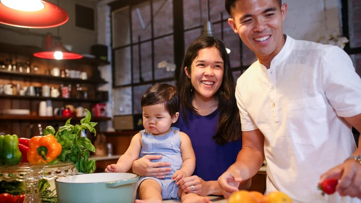 cả nhà cùng giảm cân vui vẻ trong mùa dịch covid-19
