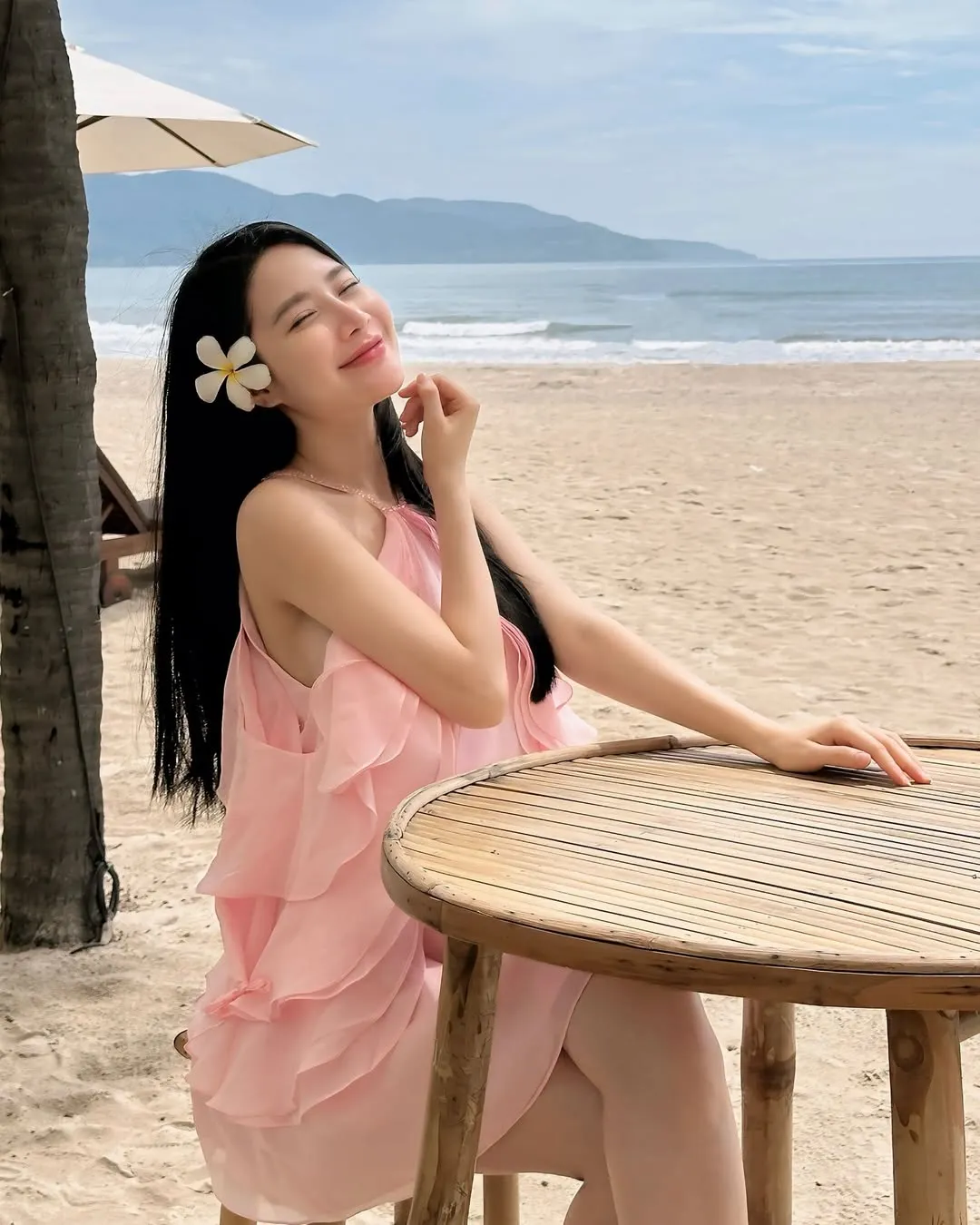 đầm bầu dáng yếm 