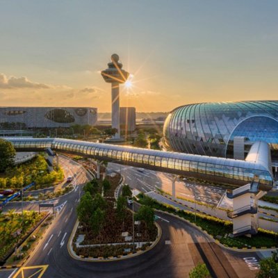 hạ cánh đến các sân bay trên thế giới
