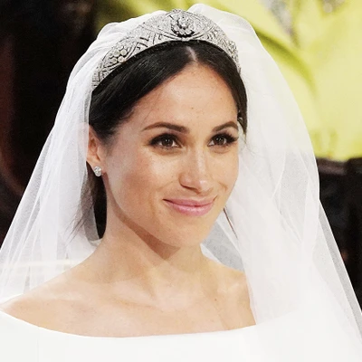 phong cách trang điểm hoàng gia Meghan Markle