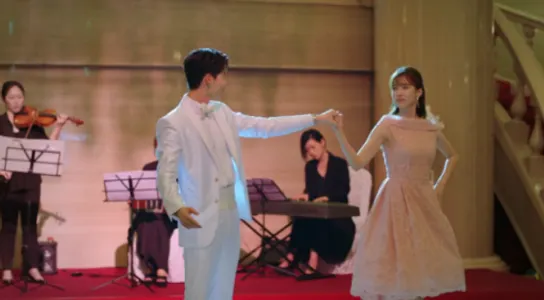 Thời trang trong phim Hai Thế Giới (W-Two Worlds)