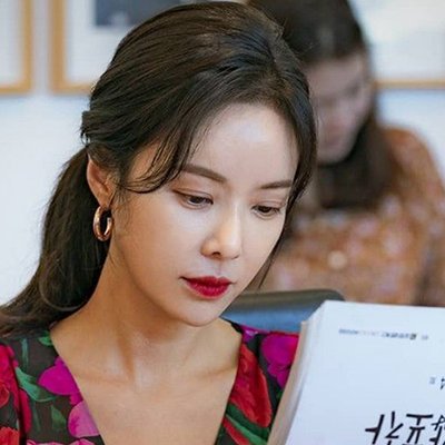 mỹ nữ hwang jung eum