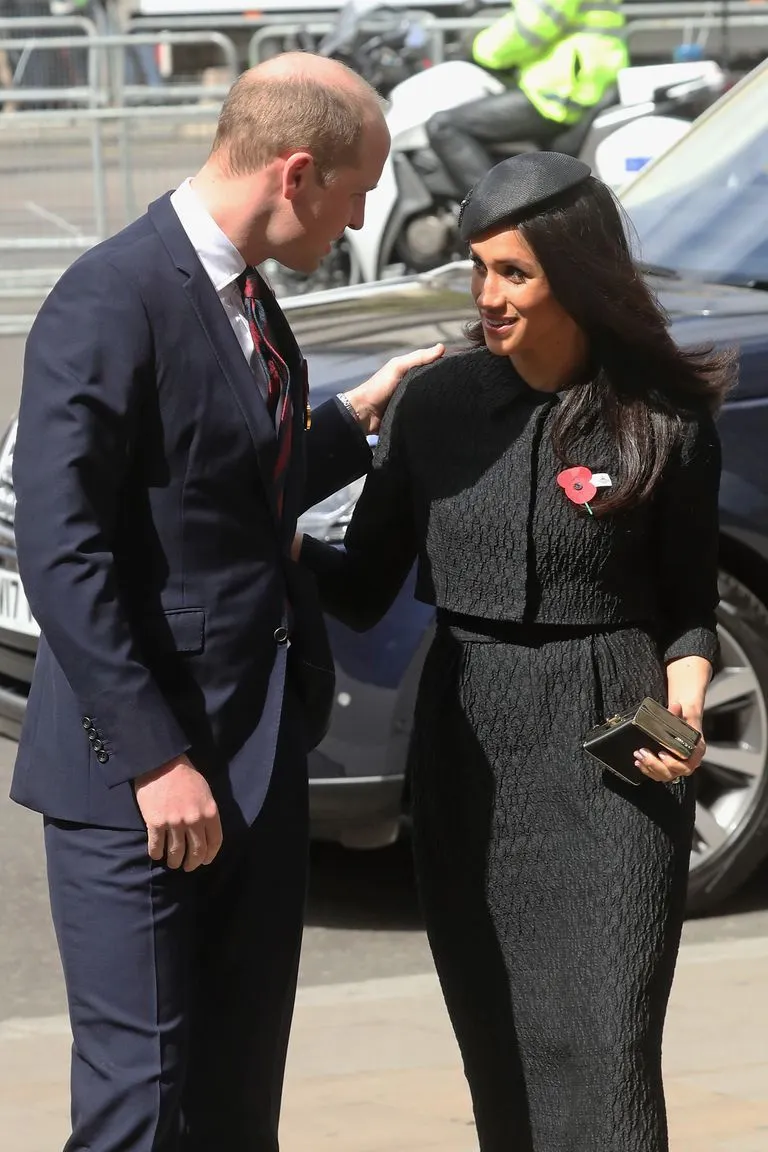 Meghan Markle gặp gỡ Hoàng tử William 2