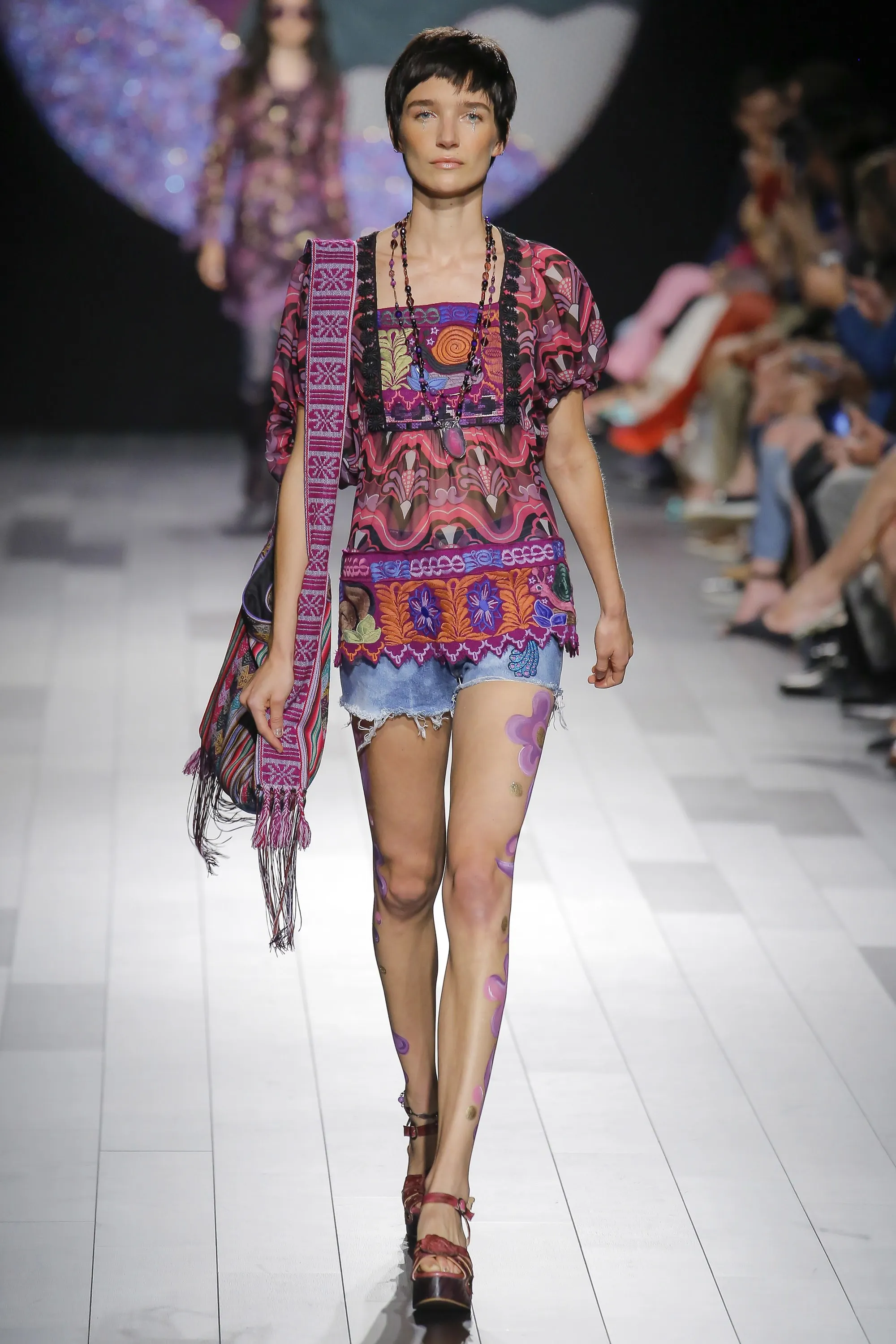 5 BST nổi bật trong ngày trình diễn thứ năm của NYFW Spring 2018