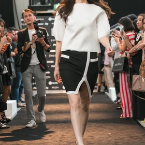 ellevn zalora ra mat thuong hieu
