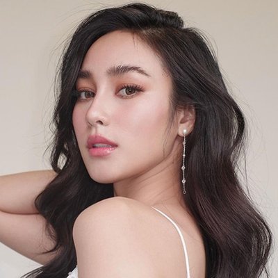 Sản phẩm xịt dưỡng tóc chất lượng