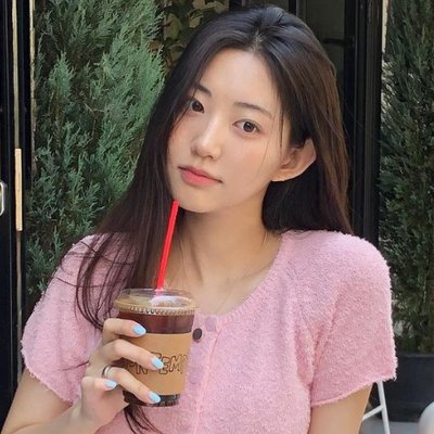 sơn móng tay pastel