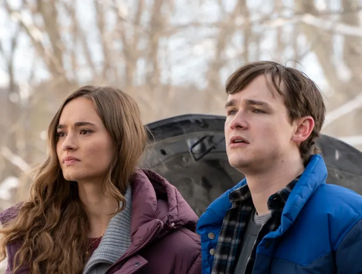 Nữ diễn viên Johnny Sequoyah trưởng thành qua các bộ phim Hollywood.