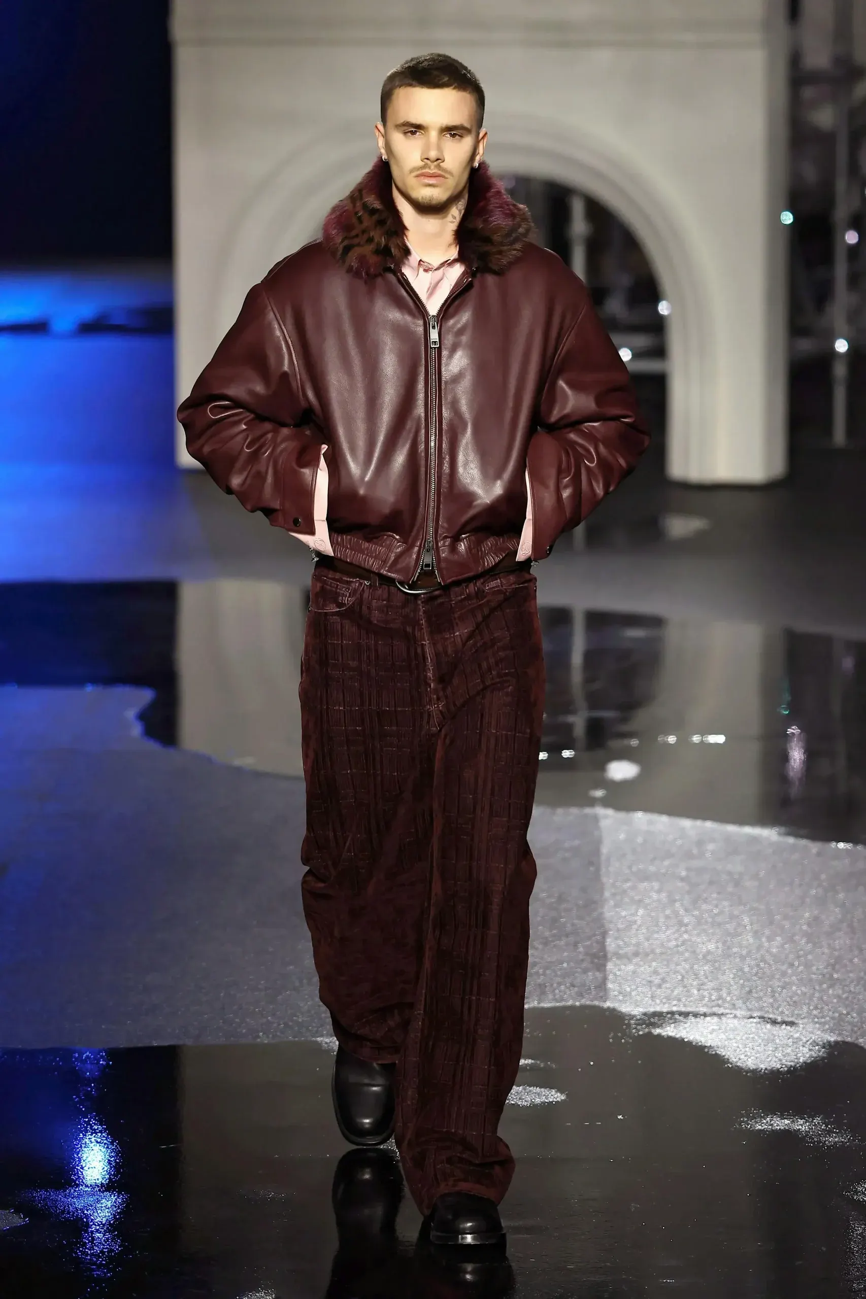 Burberry Thu-Đông 2026