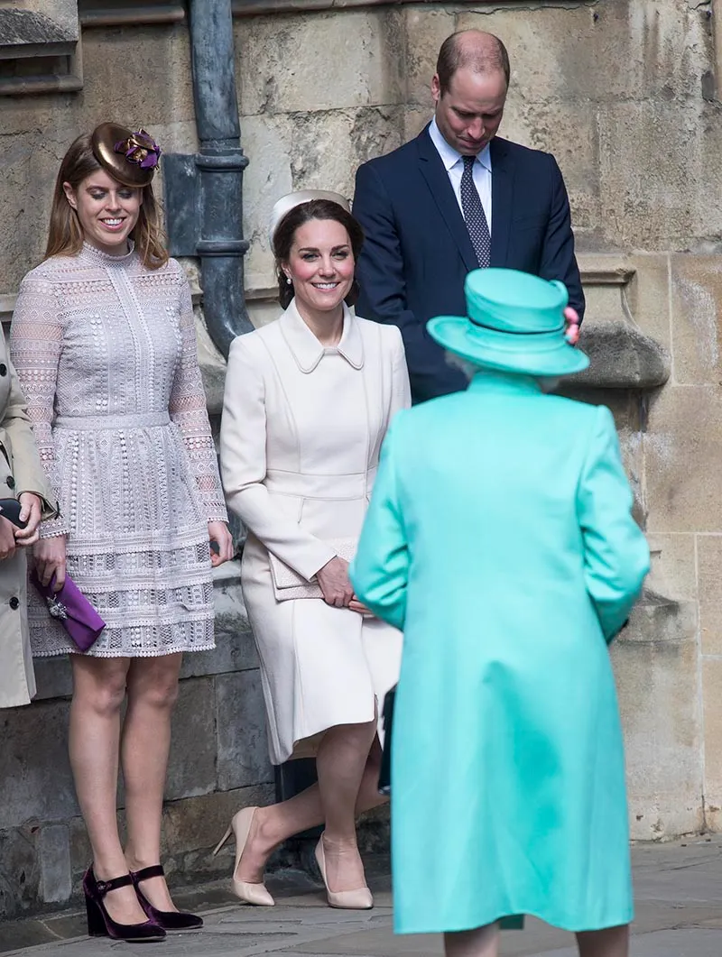 Những điều Meghan Markle (hay chúng ta) nên biết khi gặp Nữ hoàng vào dịp Giáng sinh