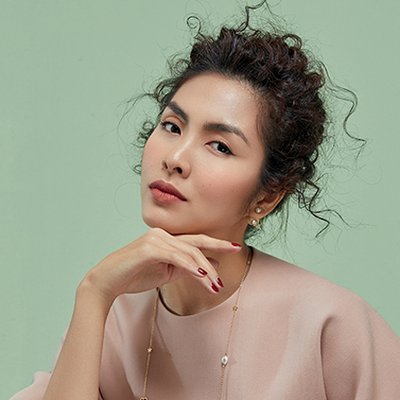Phong cách trang điểm như ngọc nữ Tăng Thanh Hà.